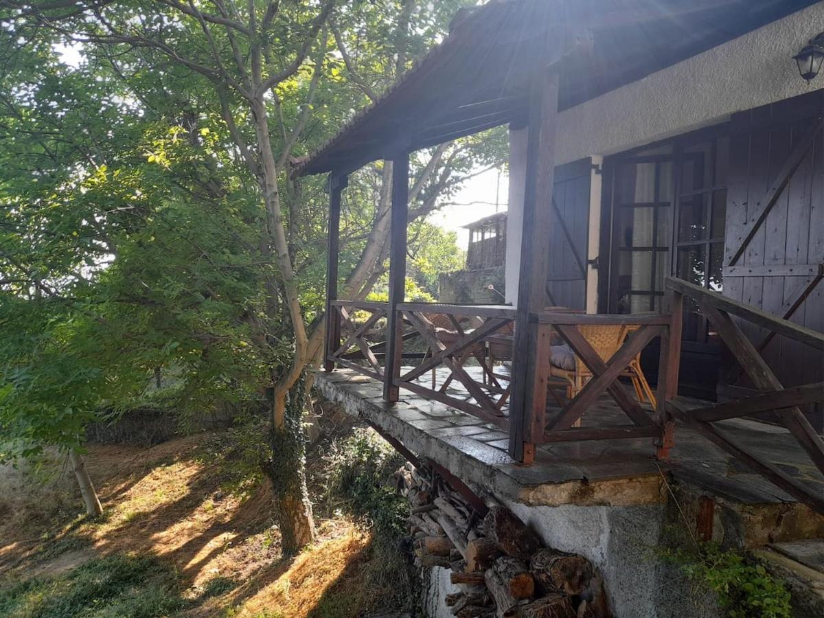 Mountain And Sea View Ferienhaus