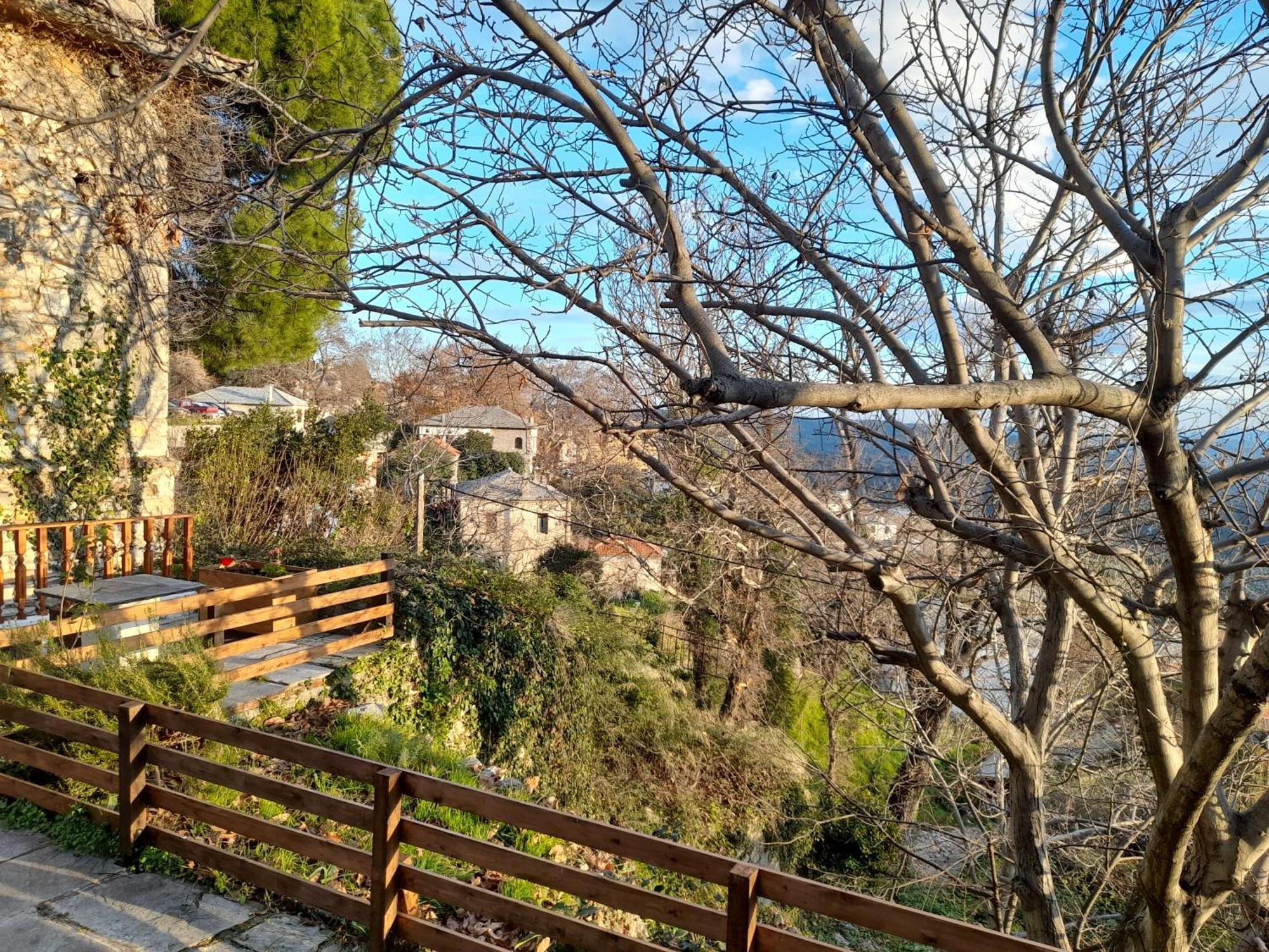 Ferienhaus Mountain And Sea View Miléai